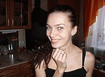 Pretty smiling russian amateur woman posing nude at home and teasing husband to fuck her right away - homemade porn pictures